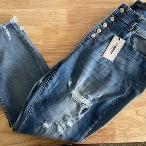 Judy Blue Distressed Skinny Jeans